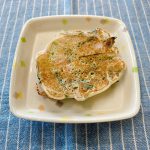 きのうのおやつは、にらとハムの米粉チジミでした。