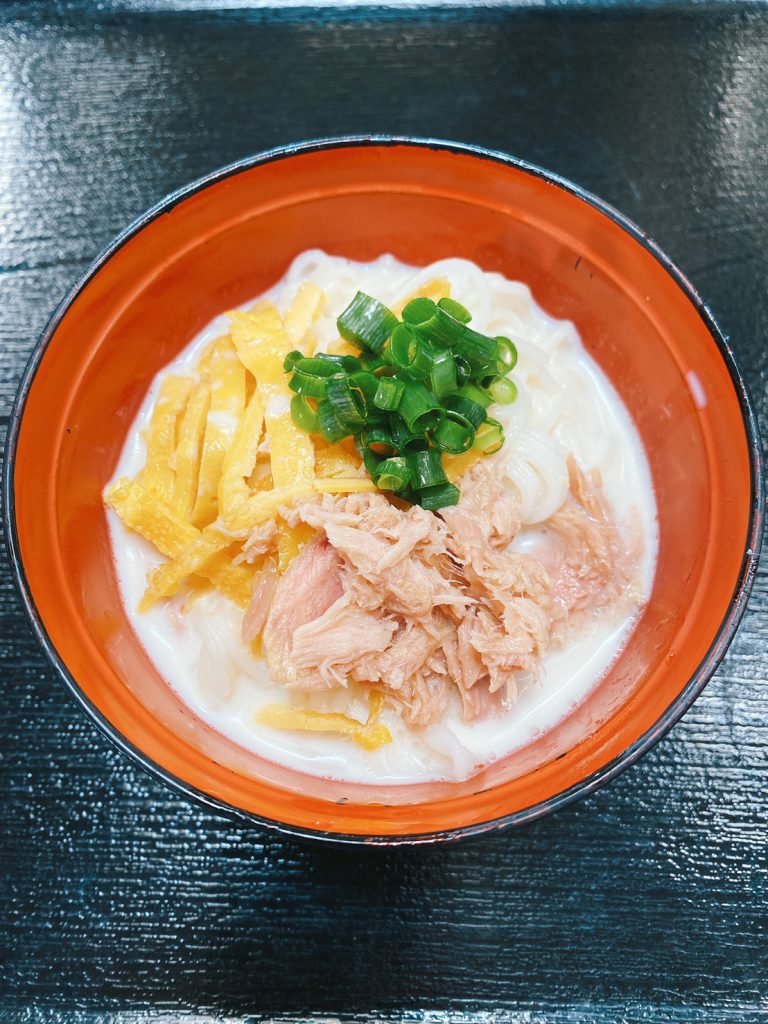 きょうのおやつは、豆乳そうめんでした。