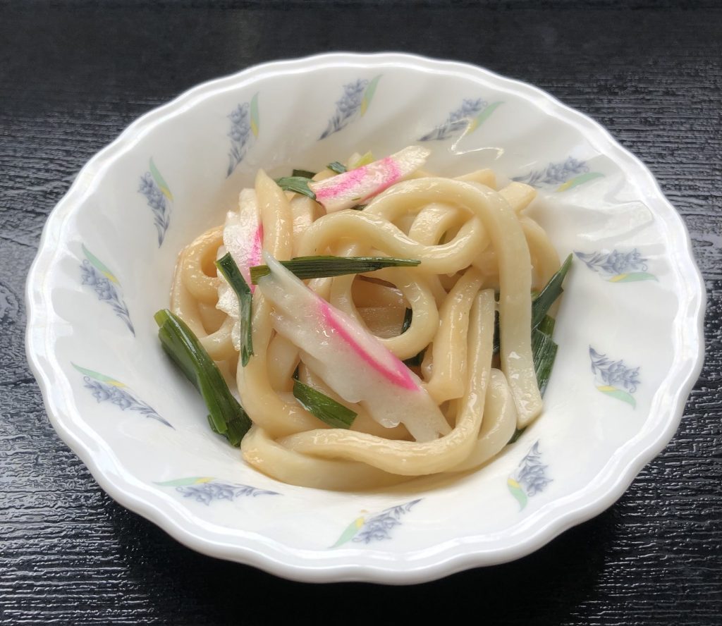 9月15日木曜日　きょうのおやつは、焼きうどんでした。