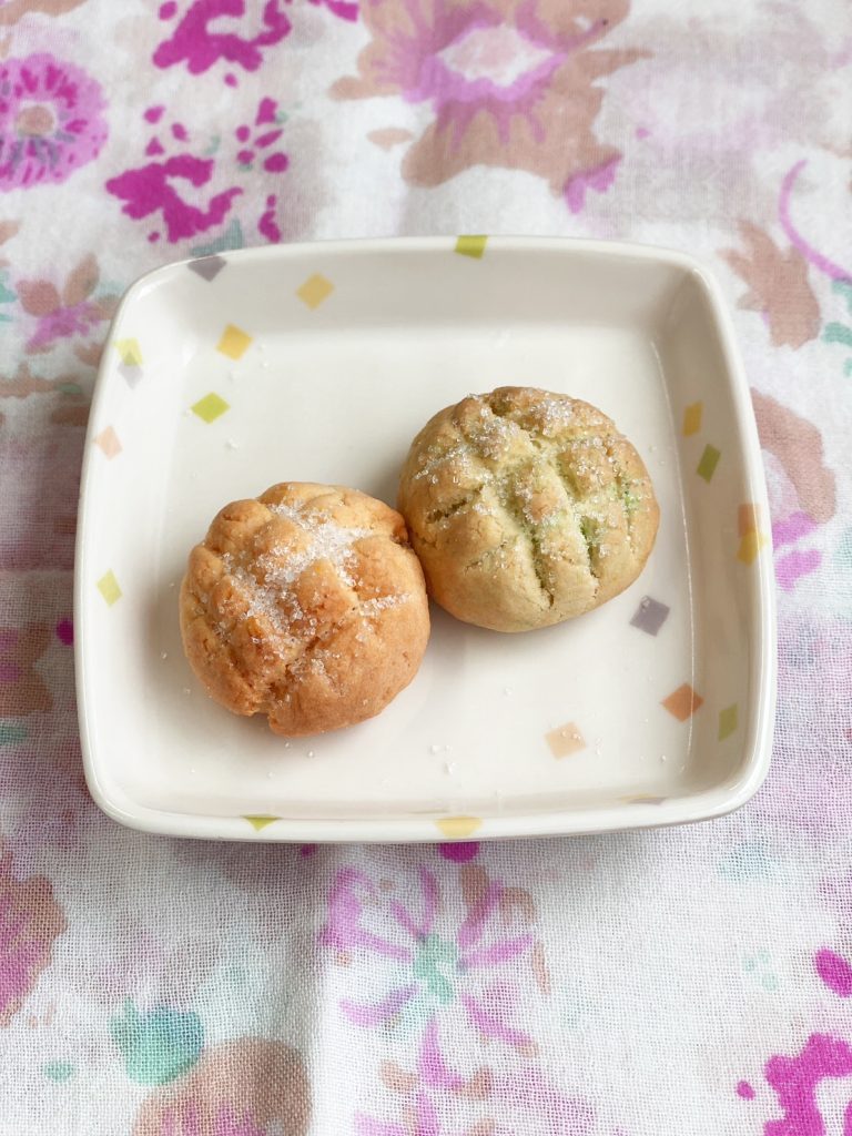 2月1日水曜日　きょうのおやつは、メロンパンクッキーでした。