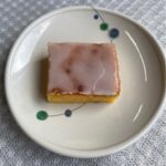 8月9日金曜日　きょうのおやつは、レモンケーキでした。
