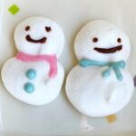 2月21日金曜日　きょうのおやつは、メレンゲ雪だるまでした。