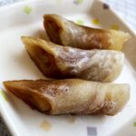4月7日月曜日　きょうのおやつは、大分県の家庭料理「へこやき」でした。