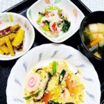 9月10日木曜日　きょうのお昼ごはんは、親子煮・具だくさんおろし・おさつきんぴら・みそ汁・くだものでした。