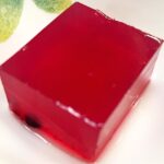 5月1日木曜日　きょうのおやつは、ブルーベリー寒天でした。